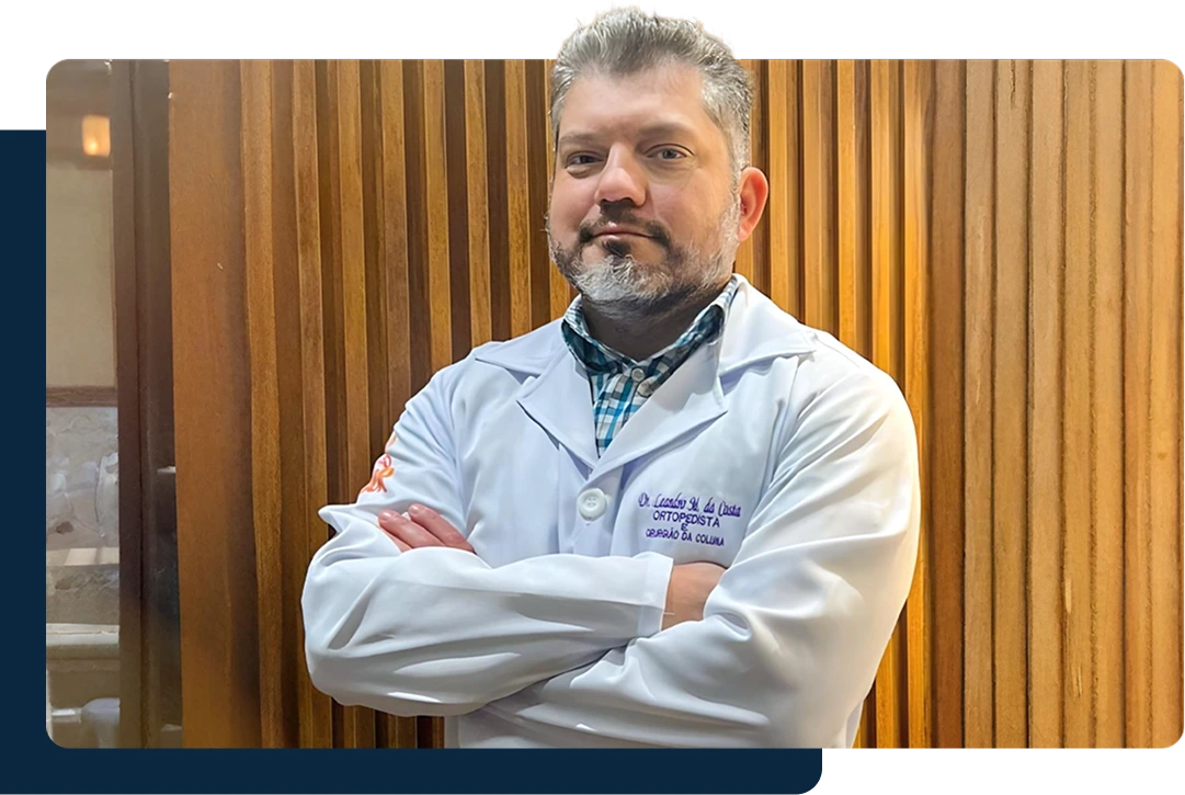 sobre leandro medeiros especialista em coluna vertebral